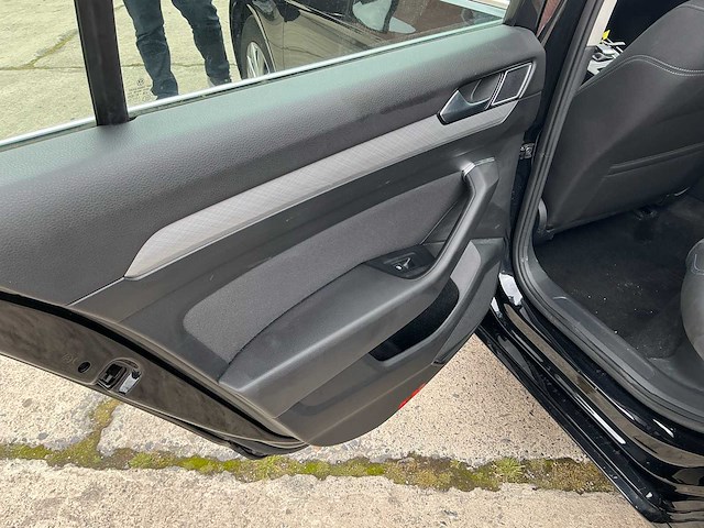2022 volkswagen passat 2.0 tdi stationwagon personenauto - afbeelding 21 van  43