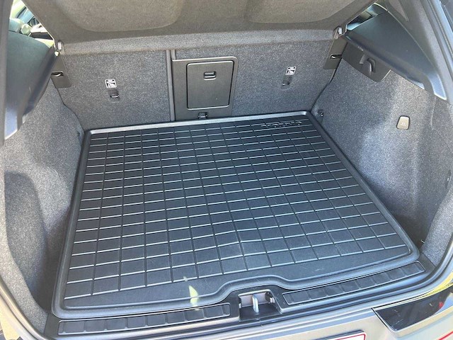 2022 volvo xc40 b4 auto - afbeelding 26 van  42
