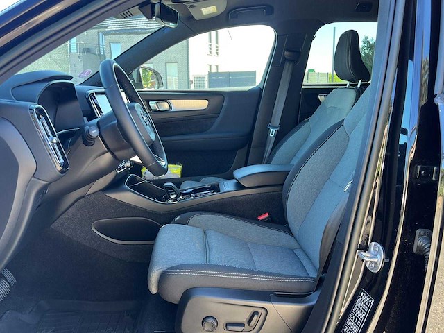 2022 volvo xc40 b4 auto - afbeelding 5 van  29