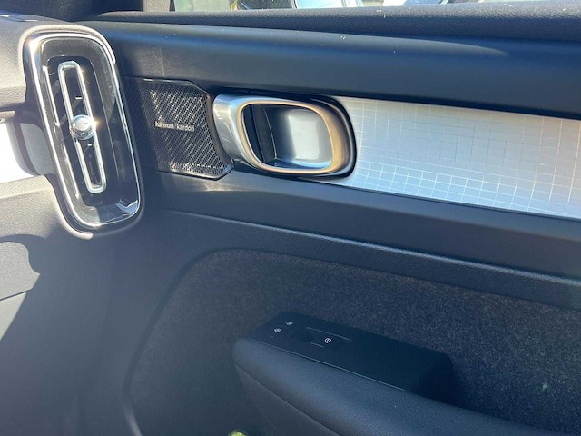 2022 volvo xc40 b4 auto - afbeelding 13 van  29