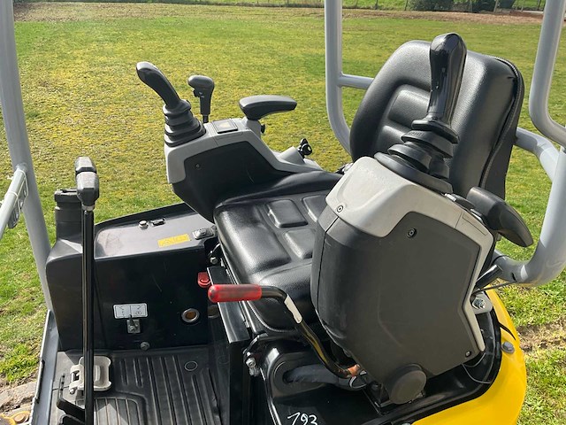2022 wacker neuson ez17 minigraafmachine - zwenkgiek - 3 graafbakken - snelwissel - afbeelding 26 van  31