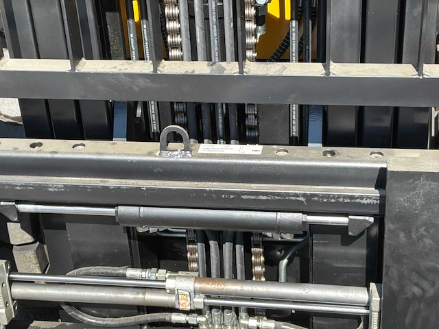 2022 zheijang un fd25t-njv1 vorkheftruck - afbeelding 13 van  15