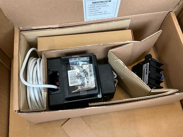 2022 zucchetti next tech l x4 robotmaaier - afbeelding 11 van  11