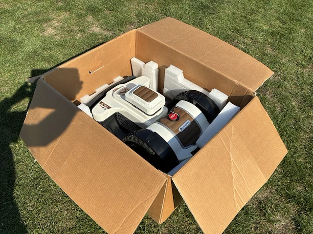 2023 ambrogio 4.0 elite 4 wd grasrobot (ongebruikt) - afbeelding 6 van  16
