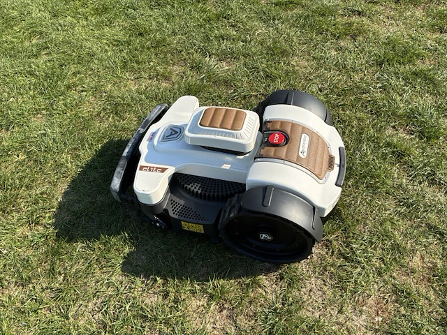 2023 ambrogio 4.0 elite grasrobot ( ongebruikt) - afbeelding 6 van  13