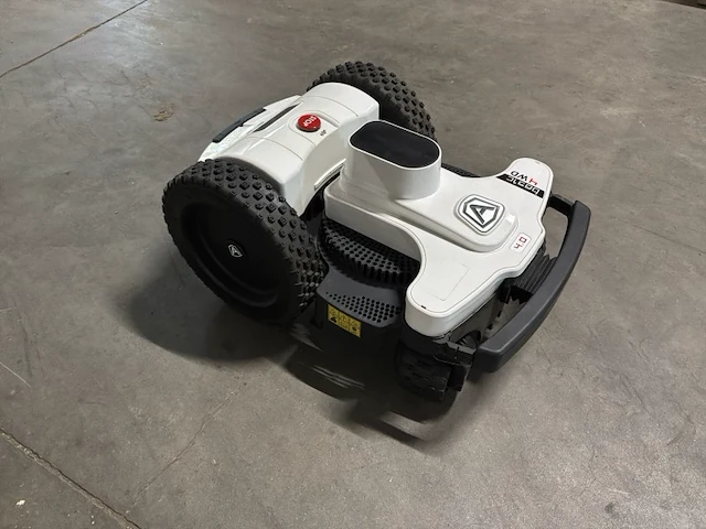 2023 ambrogio basic 4wd robotmaaier (ongebruikt) - afbeelding 8 van  12