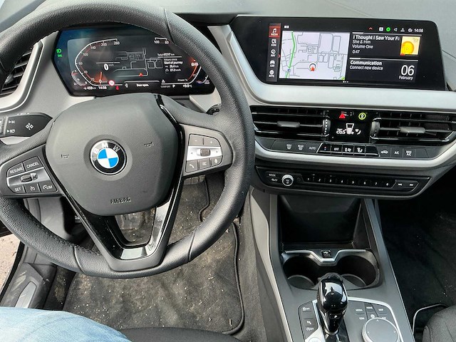 2023 bmw 118i - afbeelding 8 van  14