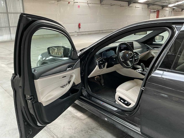 2023 bmw 530e - afbeelding 5 van  34