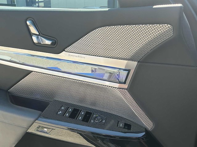 2023 bmw 750e xdrive personenauto - afbeelding 10 van  20