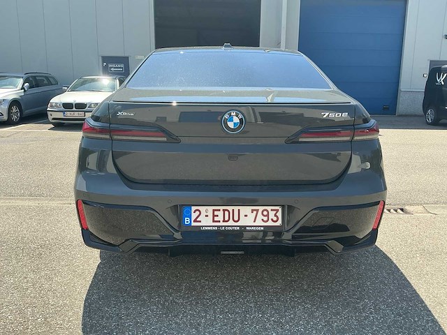2023 bmw 750e xdrive personenauto - afbeelding 16 van  20