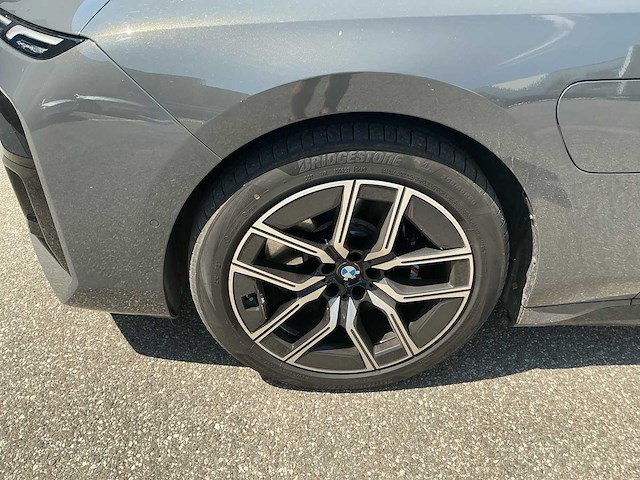 2023 bmw 750e xdrive personenauto - afbeelding 2 van  28