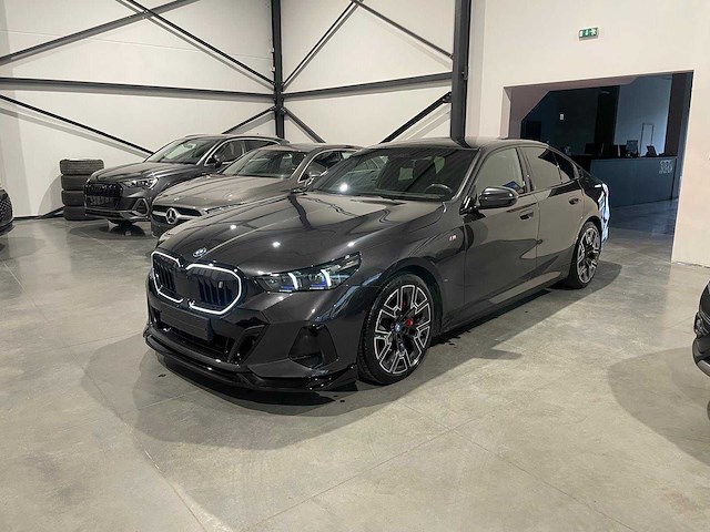 2023 bmw i5 edrive40 m-pakket - afbeelding 10 van  21