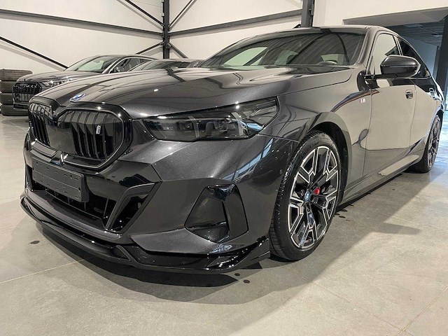 2023 bmw i5 edrive40 m-pakket - afbeelding 19 van  21