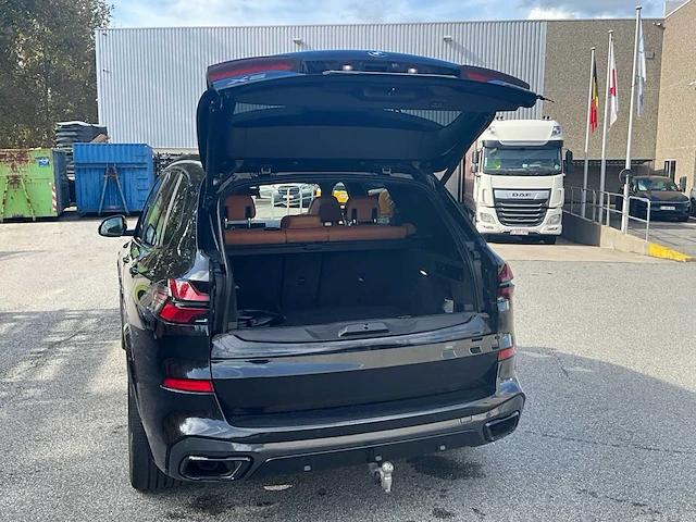 2023 bmw x5 xdrive50e - afbeelding 35 van  73