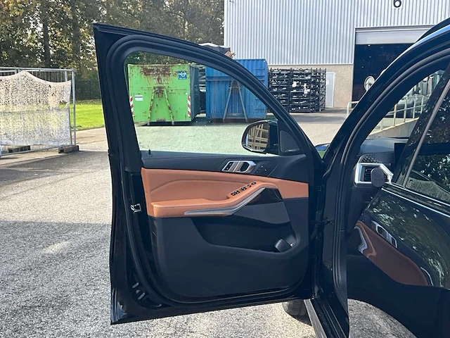 2023 bmw x5 xdrive50e - afbeelding 10 van  69