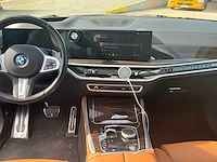 2023 bmw x5 xdrive50e - afbeelding 25 van  69