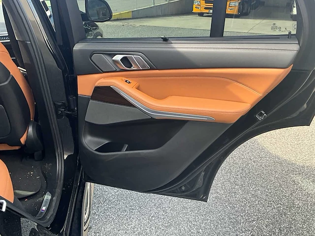 2023 bmw x5 xdrive50e - afbeelding 69 van  69