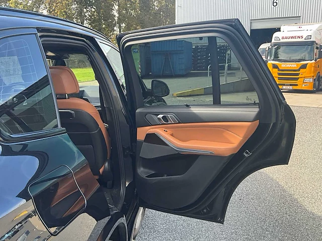 2023 bmw x5 xdrive50e - afbeelding 43 van  73