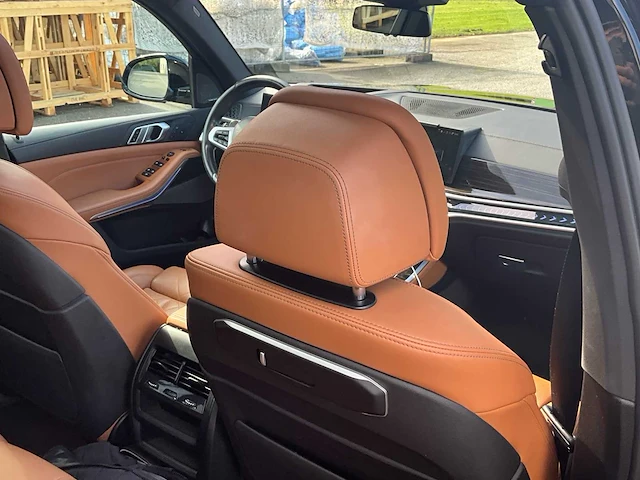 2023 bmw x5 xdrive50e - afbeelding 48 van  73