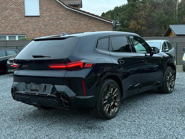 2023 bmw xm personenauto - afbeelding 31 van  36