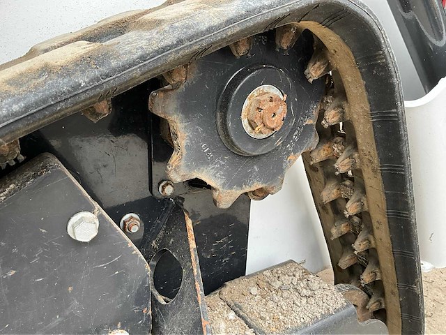 2023 bobcat mt 100 schranklader - afbeelding 6 van  42