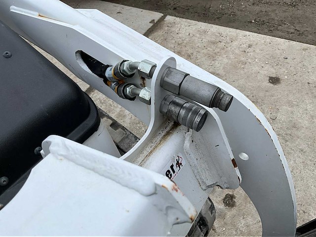 2023 bobcat mt 100 schranklader - afbeelding 18 van  42