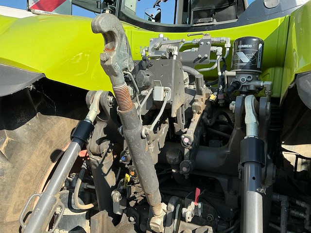 2023 claas axion c-matic 800 vierwielaangedreven landbouwtractor - afbeelding 16 van  33
