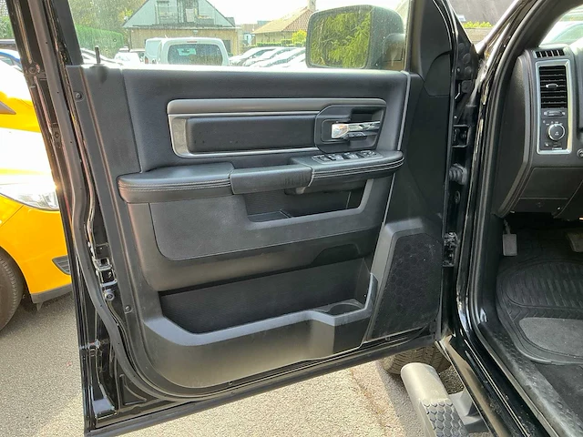 2023 dodge ram 1500 classic 5.7 hemi - afbeelding 6 van  31