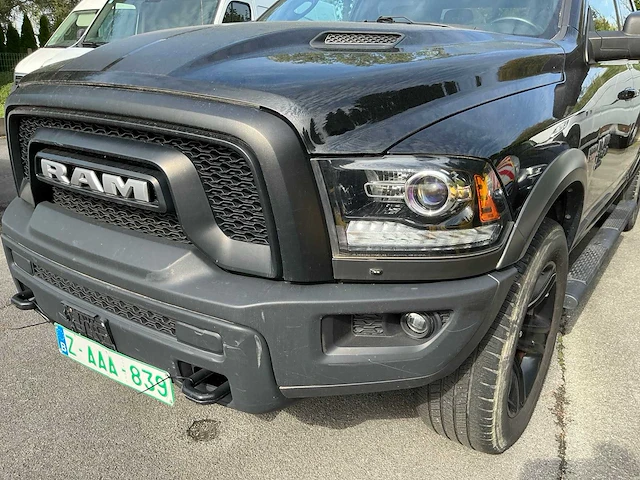 2023 dodge ram 1500 classic 5.7 hemi - afbeelding 29 van  31