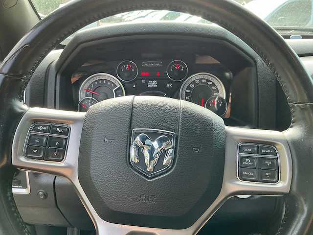 2023 dodge ram 1500 classic 5.7 hemi - afbeelding 9 van  31