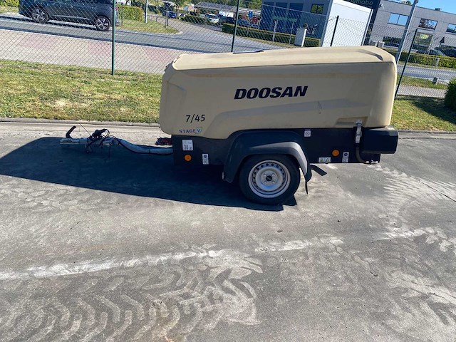 2023 doosan 7/45 luchtcompressor - afbeelding 1 van  11