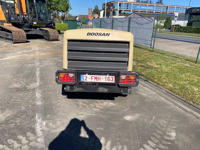 2023 doosan 7/45 luchtcompressor - afbeelding 6 van  10