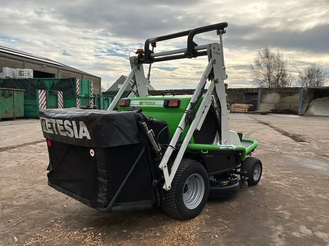 2023 etesia hydro 124d zitmaaier - afbeelding 27 van  31