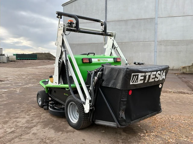 2023 etesia hydro 124d zitmaaier - afbeelding 29 van  31