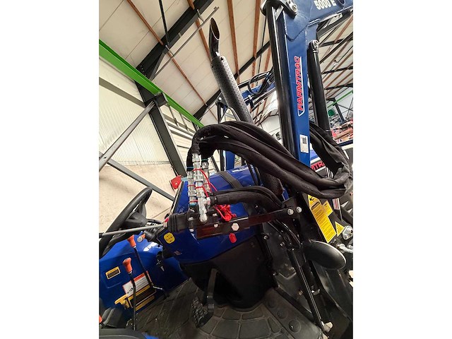 2023 farmtrac 6550e 4wd bosbouwtractor - afbeelding 6 van  23