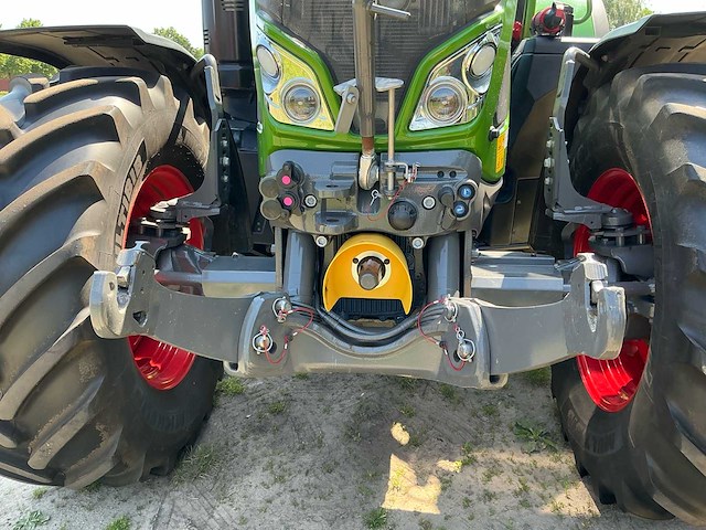 2023 fendt 720 power vierwielaangedreven landbouwtractor - afbeelding 2 van  10