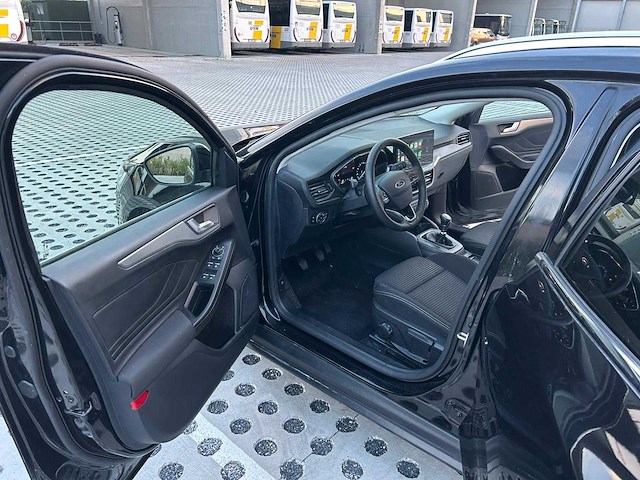 2023 ford focus hybrid - afbeelding 15 van  17