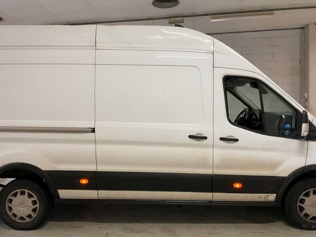 2023 ford transit 2.0 tdci mild- hybrid 350 l4 lichte vrachtwagen - afbeelding 33 van  35