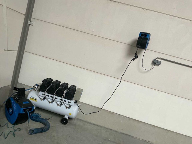 2023 hbm compressor - afbeelding 10 van  10