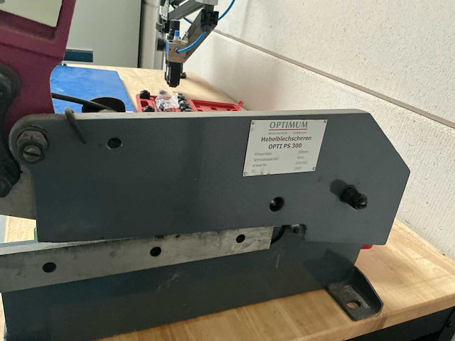 2023 hbm diverse metaalbewerkingen, werkbank met taparm voor schroefdraad te trekken. - afbeelding 5 van  8