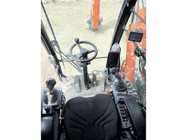 2023 hitachi zaxis zx155w-7 banden graafmachine - afbeelding 2 van  27