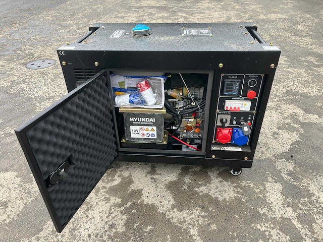 2023 hyundai power products hdg96 generatorset - afbeelding 4 van  5