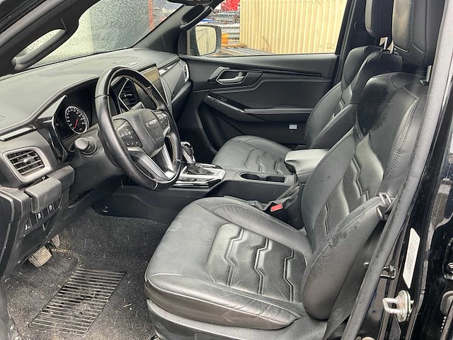 2023 isuzu pic-up d-max bedrijfswagen - afbeelding 13 van  14