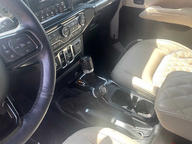 2023 jeep wrangler unlimited personenauto - afbeelding 25 van  25