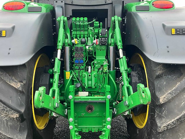 2023 john deere 6r230 vierwielaangedreven landbouwtractor - afbeelding 6 van  24