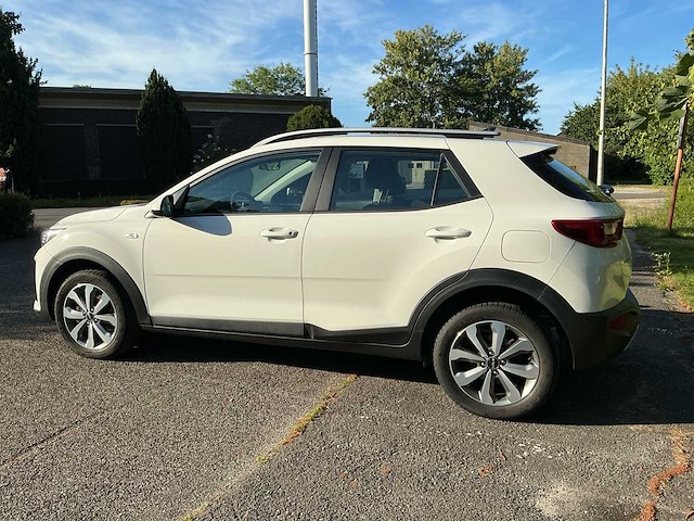 2023 kia stonic personenauto - afbeelding 27 van  32
