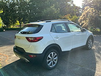 2023 kia stonic personenauto - afbeelding 30 van  32