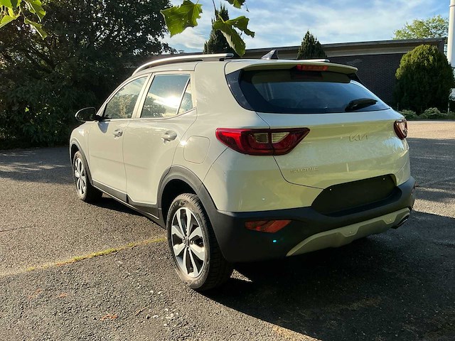 2023 kia stonic personenauto - afbeelding 28 van  32