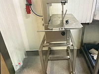 2023 kolbe k220 vleeszaagmachine - afbeelding 4 van  4