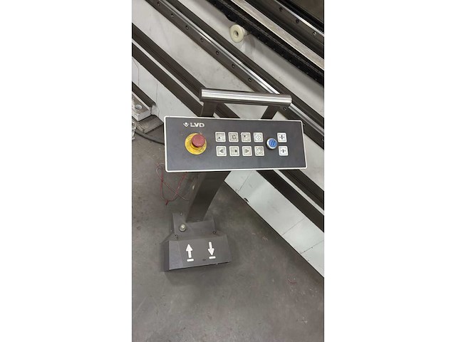 2023 lvd ppeb320/40 guillotine shear - afbeelding 10 van  13